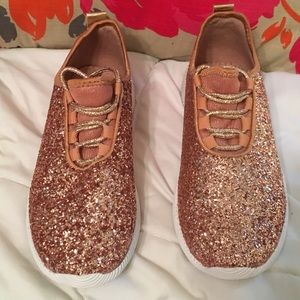 Rose gold filters sneaker, brand new